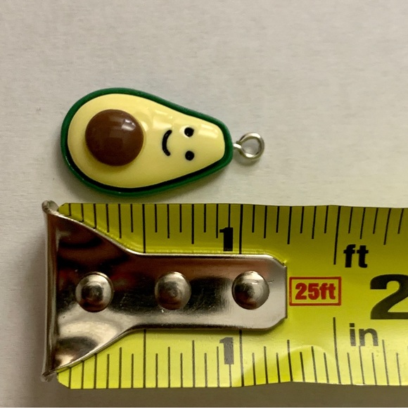 SOLD❗️Avocado Charm Pendant - Picture 8 of 8